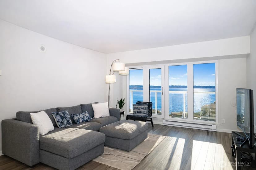 Property photo for 121 Vine Street #1702, Seattle photo 8