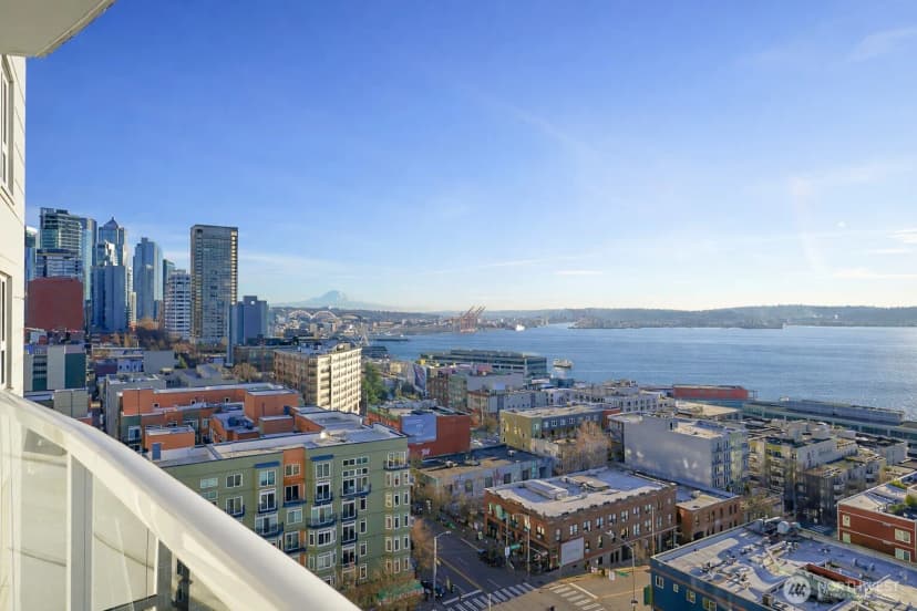 Property photo for 121 Vine Street #1702, Seattle photo 9
