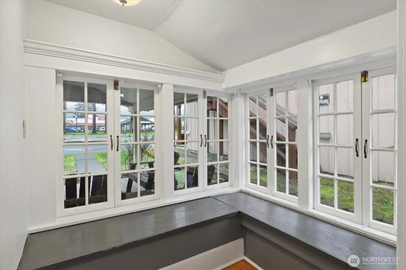 Property photo for 121 Van Scoyoc Avenue Sw, Orting photo 8