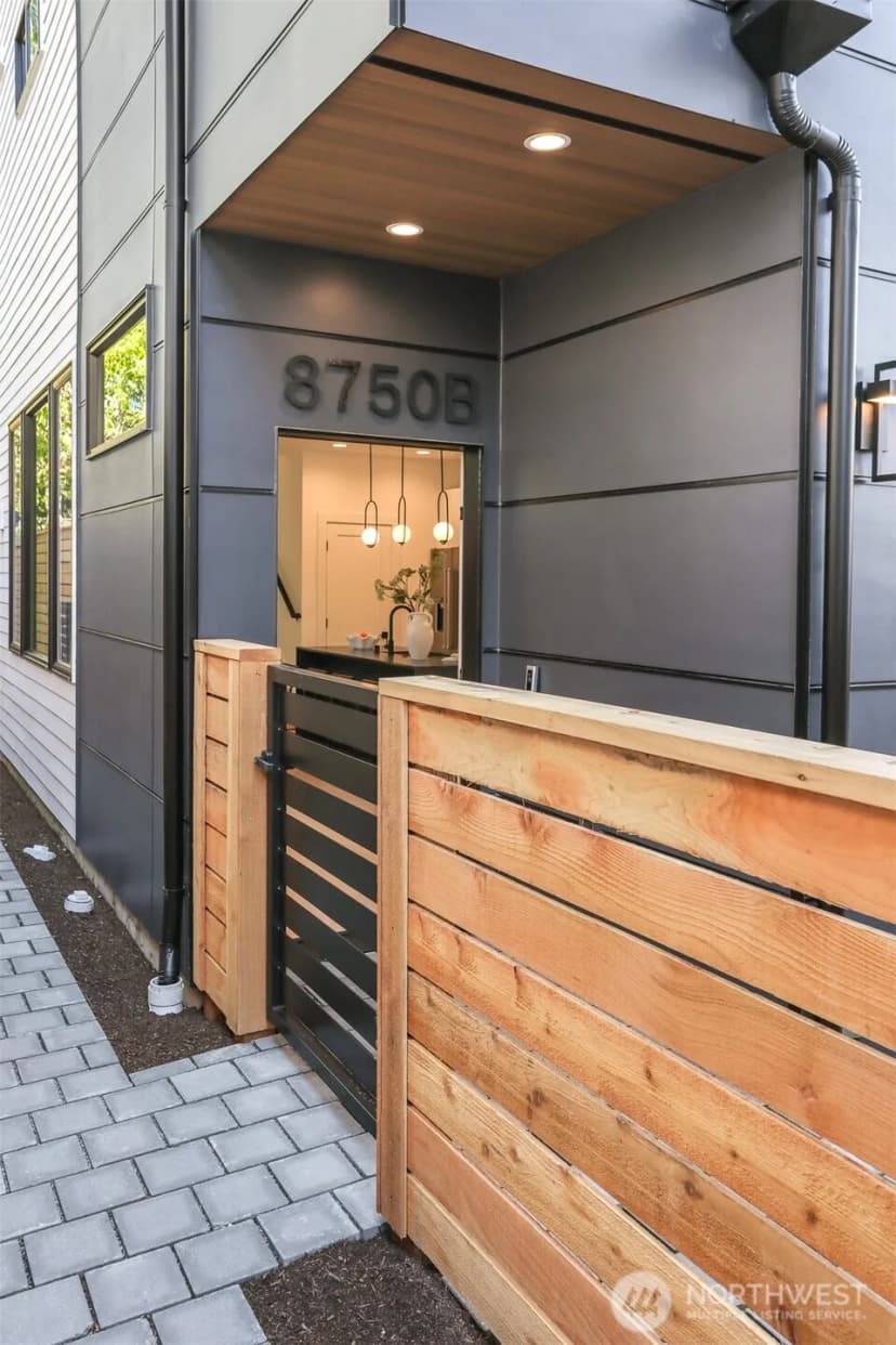 Property photo for 8750 13th Avenue Nw #b, Seattle photo 3