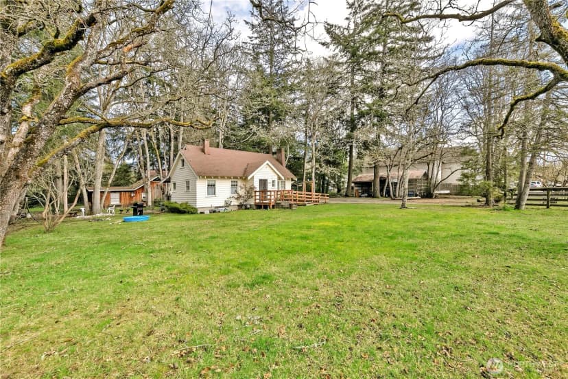 Property photo for 8409 Washington Boulevard Sw, Lakewood photo 3