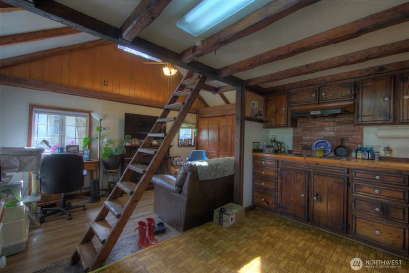 Property photo for 8409 Washington Boulevard Sw, Lakewood photo 18