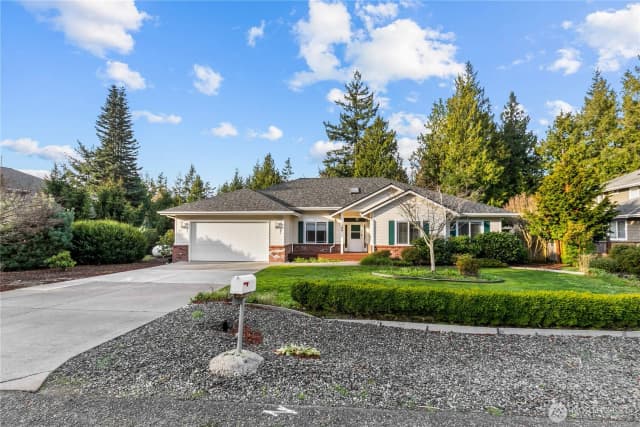 Property photo for 13796 Seaview Way, Anacortes photo 2