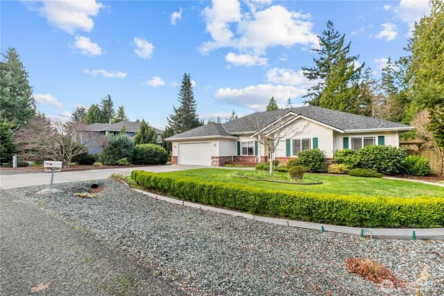 Property photo for 13796 Seaview Way, Anacortes photo 3