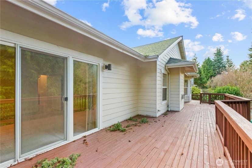Property photo for 13796 Seaview Way, Anacortes photo 29