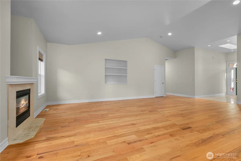 Property photo for 13796 Seaview Way, Anacortes photo 9