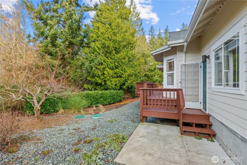 Property photo for 13796 Seaview Way, Anacortes photo 30