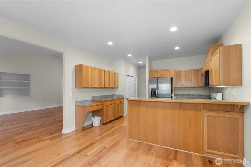 Property photo for 13796 Seaview Way, Anacortes photo 11