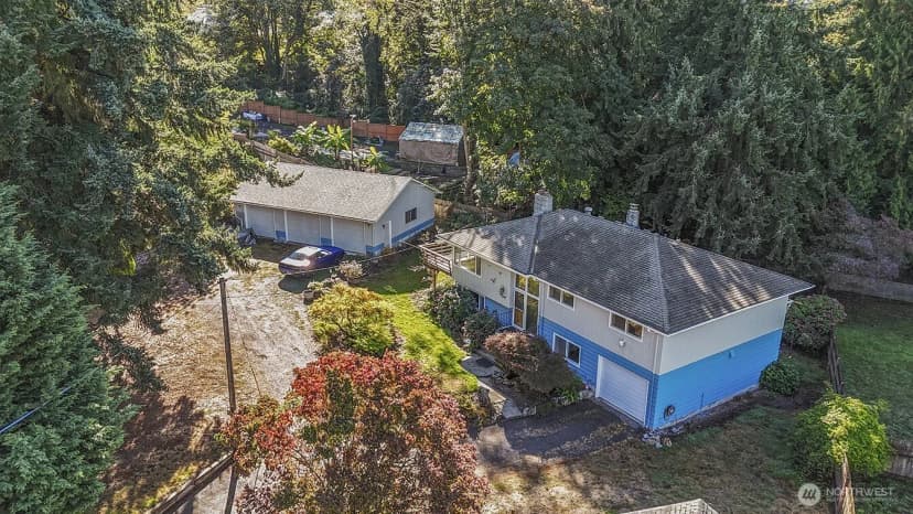 Property photo for 1027 S 112th Street, Seattle photo 28