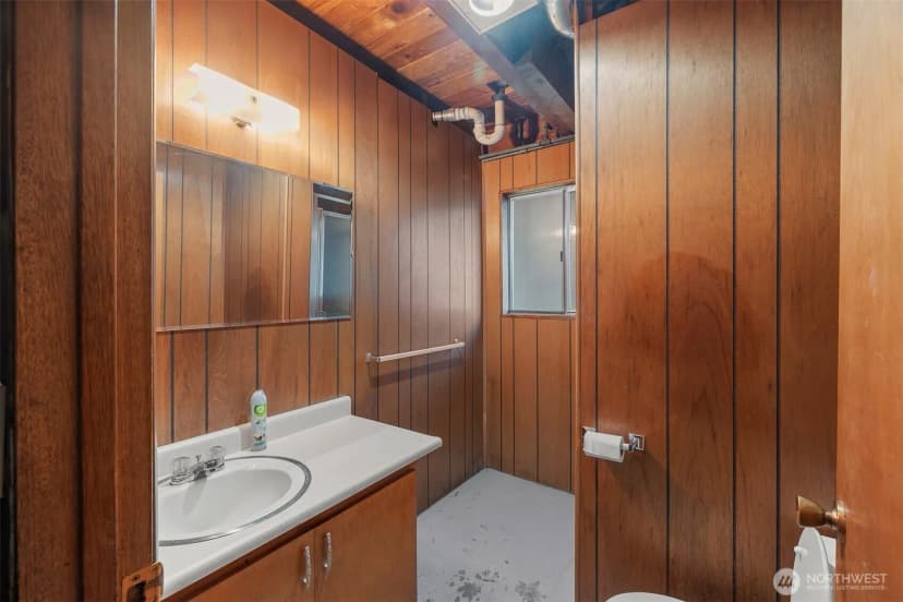 Property photo for 1027 S 112th Street, Seattle photo 22