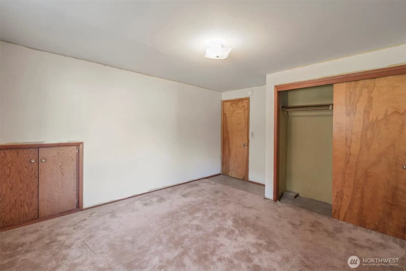 Property photo for 1027 S 112th Street, Seattle photo 21