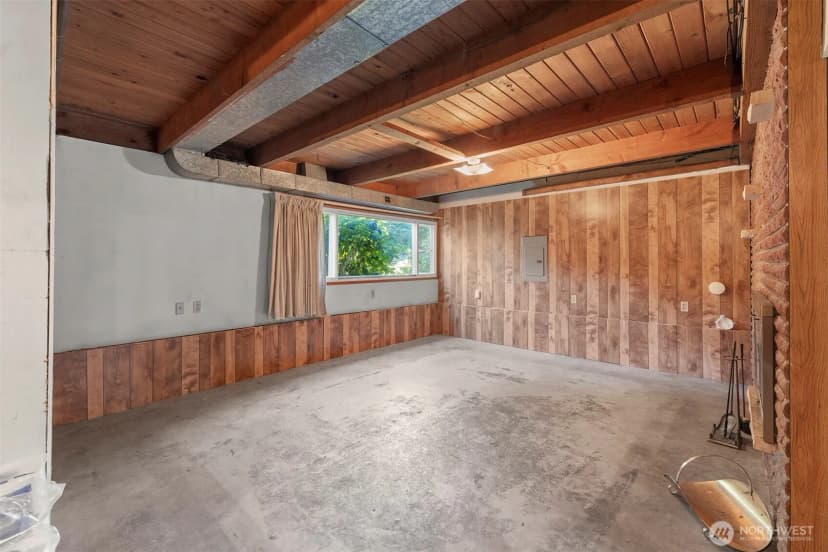 Property photo for 1027 S 112th Street, Seattle photo 17