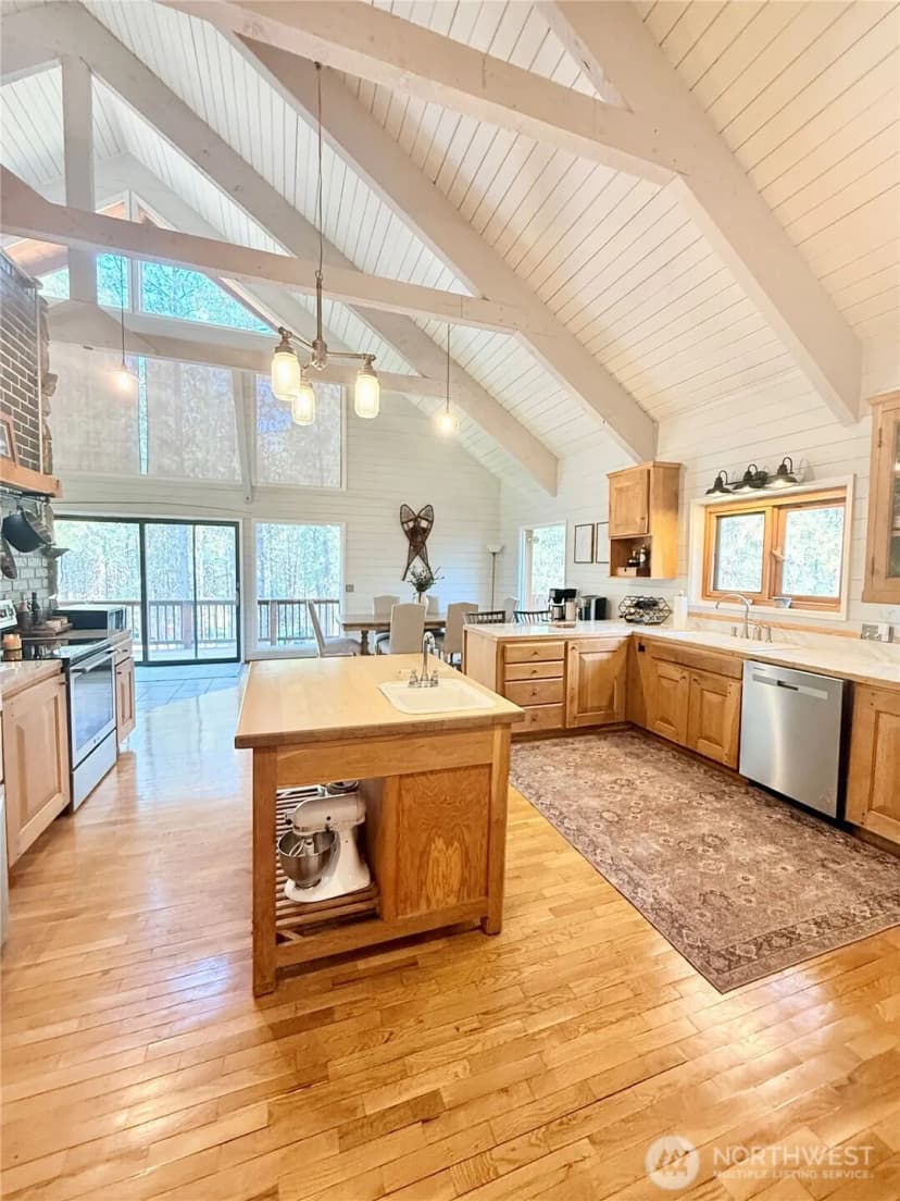 Property photo for 43 Oakes Drive, Tonasket photo 3