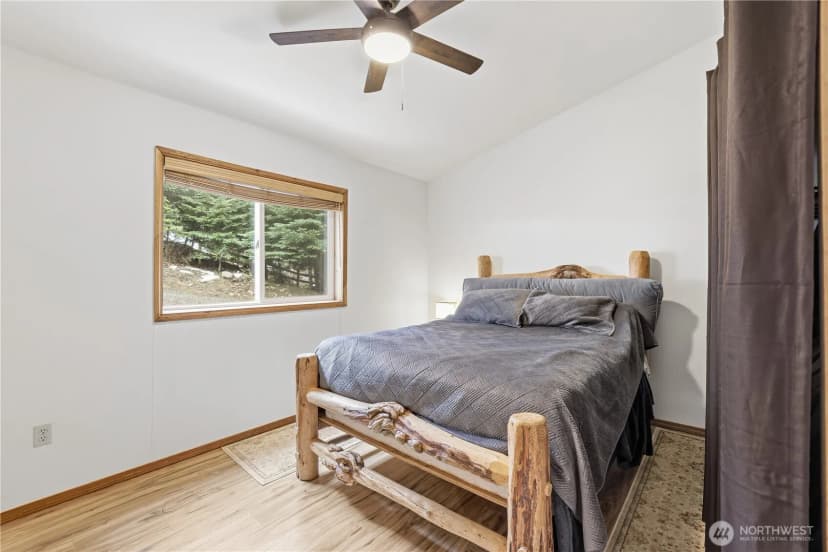 Property photo for 181 Redwood Lane, Ronald photo 10