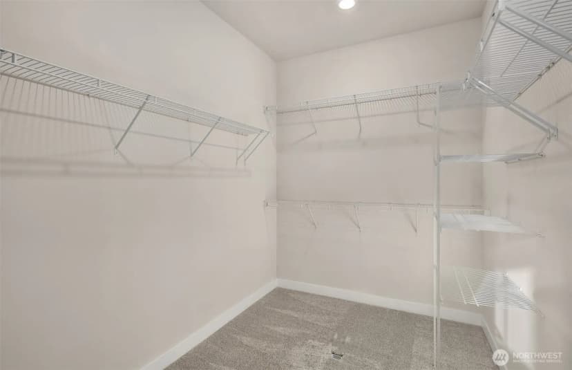 Property photo for 23442 Marinwood Circle Ne #01612, Kingston photo 12