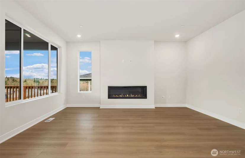 Property photo for 23455 Marinwood Circle Ne Road Ne #0712, Kingston photo 7