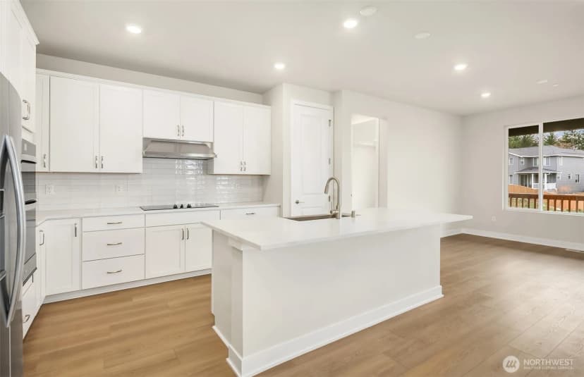 Property photo for 23455 Marinwood Circle Ne Road Ne #0712, Kingston photo 9