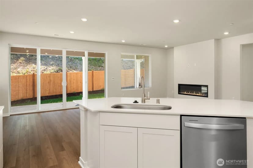 Property photo for 23430 Marinwood Circle Ne #1712, Kingston photo 12