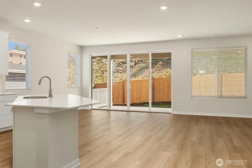 Property photo for 23430 Marinwood Circle Ne #1712, Kingston photo 9