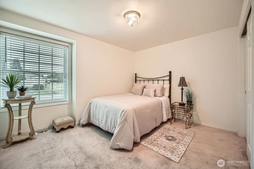 Property photo for 14 Lakewood Oaks Drive Sw, Lakewood photo 13