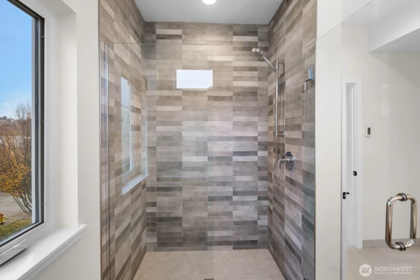 Property photo for 926 Nw 58th Street, Seattle photo 20