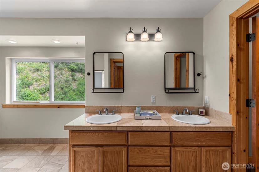 Property photo for 359 Timber Ridge Canyon Road, Leavenworth photo 16