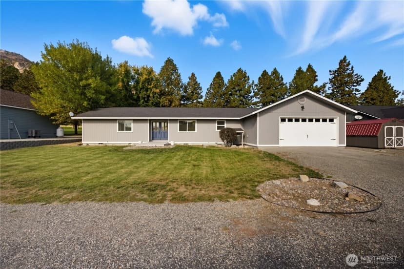 Property photo for 99 Golf Course Drive, Pateros