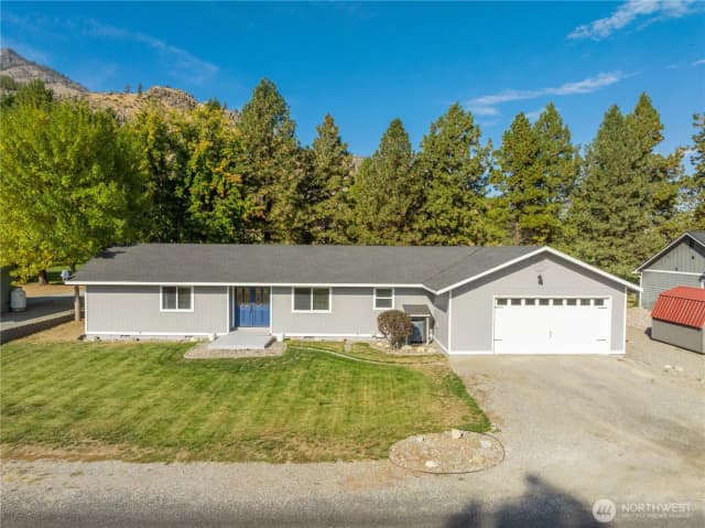 Property photo for 99 Golf Course Drive, Pateros photo 2