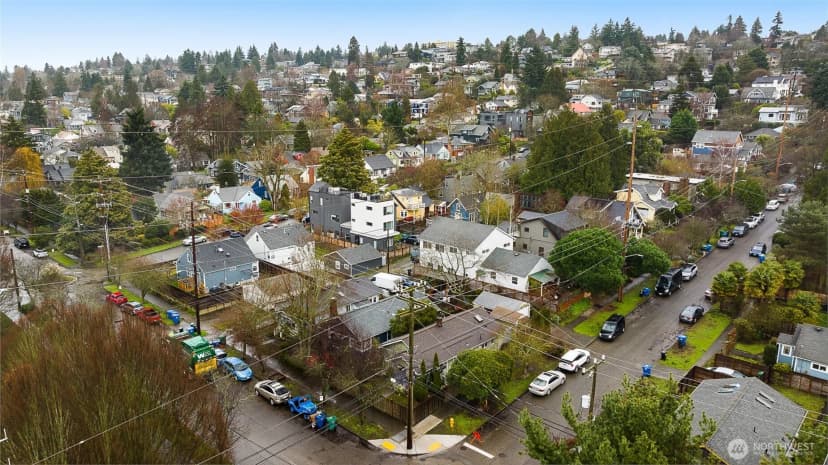Property photo for 4602 6th Avenue Nw, Seattle photo 30