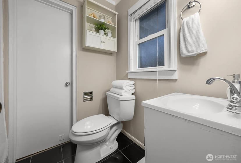 Property photo for 4602 6th Avenue Nw, Seattle photo 18