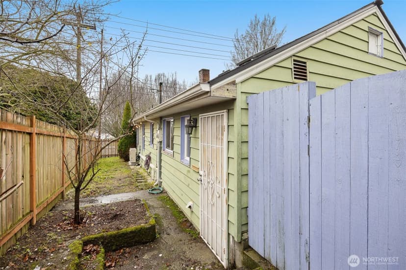 Property photo for 4602 6th Avenue Nw, Seattle photo 24