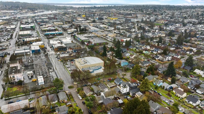 Property photo for 4602 6th Avenue Nw, Seattle photo 31