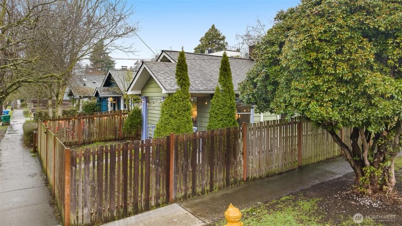 Property photo for 4602 6th Avenue Nw, Seattle photo 28