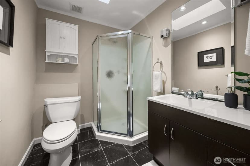 Property photo for 4602 6th Avenue Nw, Seattle photo 16