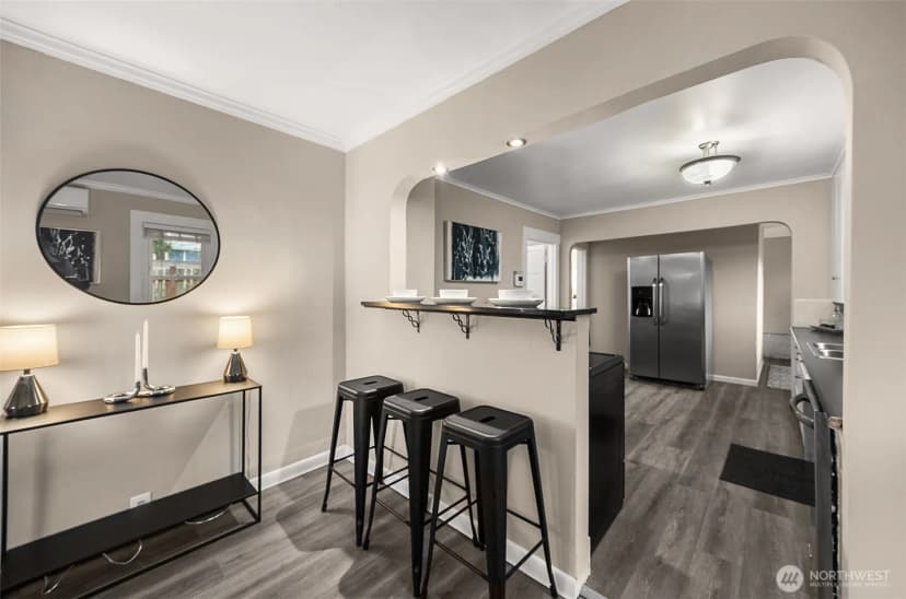 Property photo for 4602 6th Avenue Nw, Seattle photo 9