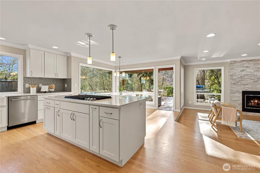 Property photo for 25852 Se 22nd Place, Sammamish photo 12