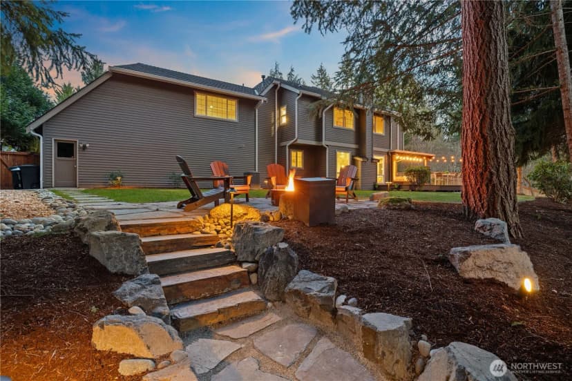 Property photo for 25852 Se 22nd Place, Sammamish photo 3