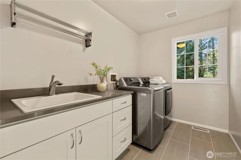 Property photo for 25852 Se 22nd Place, Sammamish photo 25