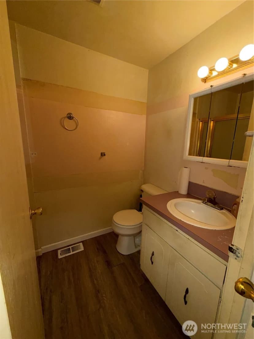 Property photo for 7106 38th Drive Se, Lacey photo 15