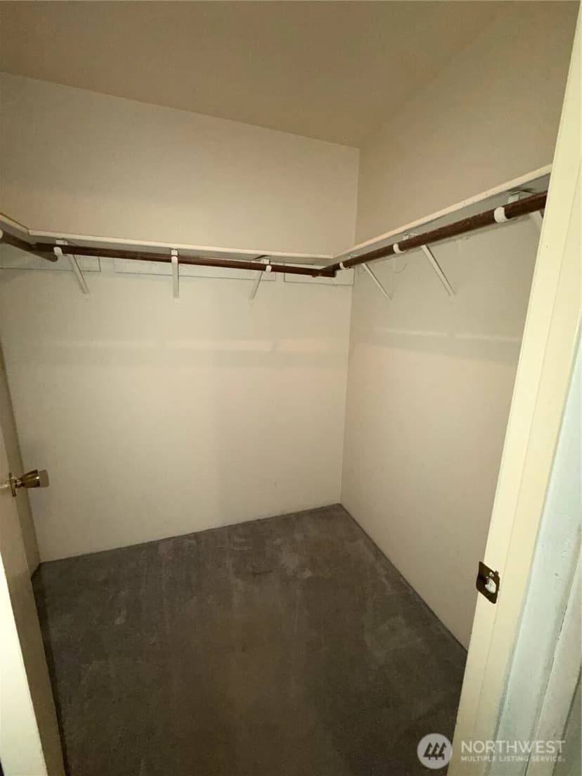 Property photo for 7106 38th Drive Se, Lacey photo 13