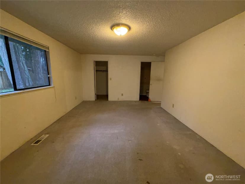 Property photo for 7106 38th Drive Se, Lacey photo 11
