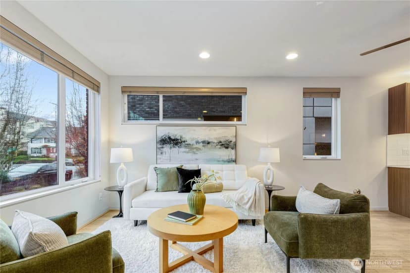 Property photo for 4272 Sw Bradford Street, Seattle photo 5