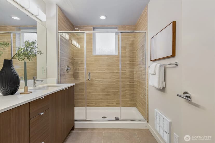 Property photo for 4272 Sw Bradford Street, Seattle photo 24