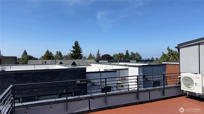 Property photo for 4272 Sw Bradford Street, Seattle photo 28