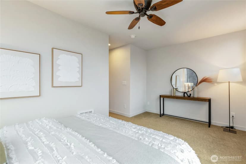 Property photo for 4272 Sw Bradford Street, Seattle photo 21