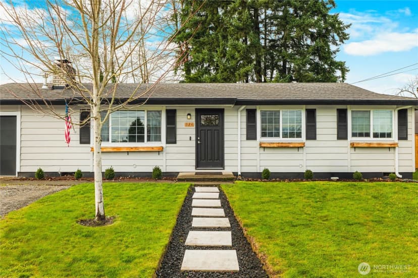 Property photo for 924 9th Street Sw, Puyallup photo 37
