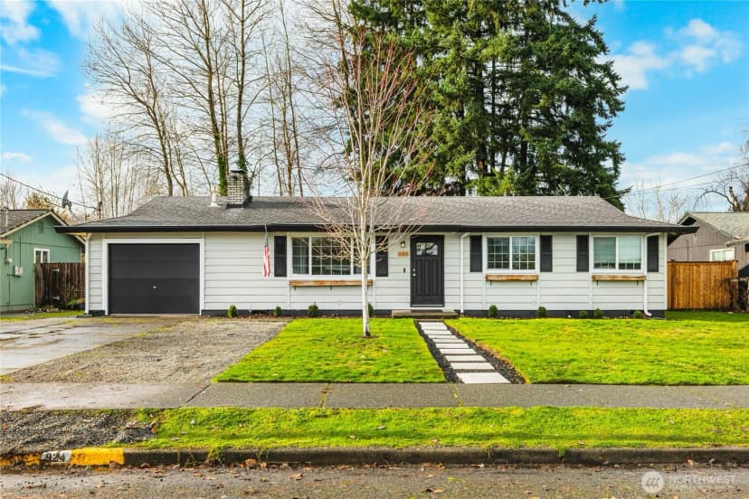 Property photo for 924 9th Street Sw, Puyallup photo 38