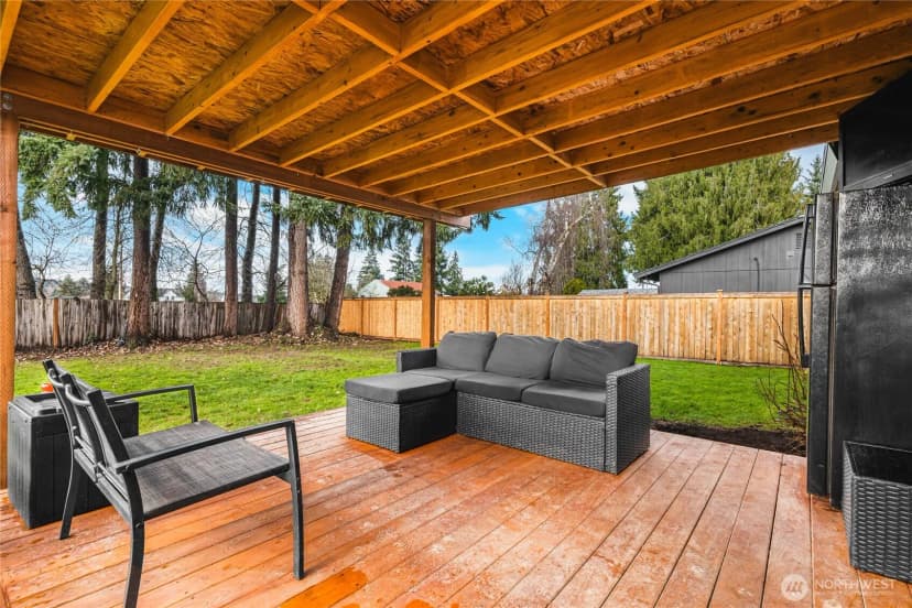 Property photo for 924 9th Street Sw, Puyallup photo 29