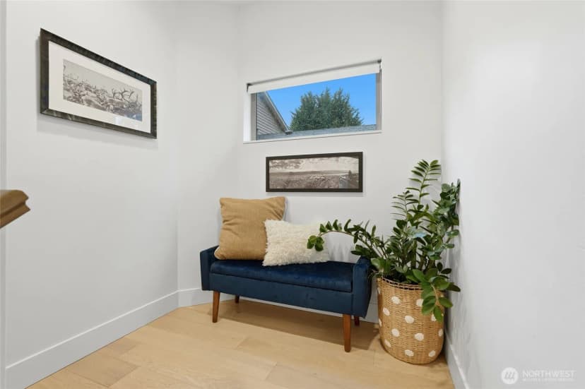 Property photo for 5634 Fauntleroy Way Sw #a, Seattle photo 11