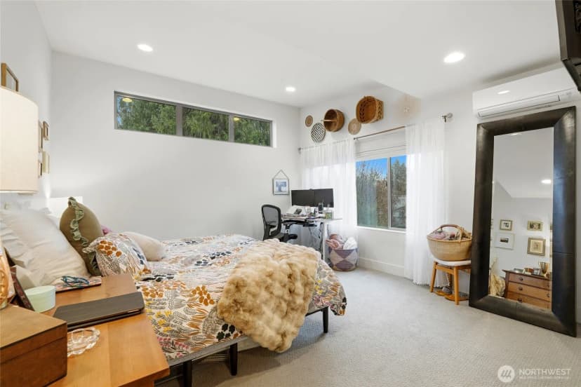Property photo for 5634 Fauntleroy Way Sw #a, Seattle photo 28